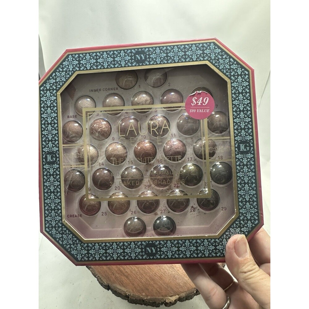 Laura Geller Ultimate Baked "Minimalism Maximized" Eyeshadow Palette, 31 Shades